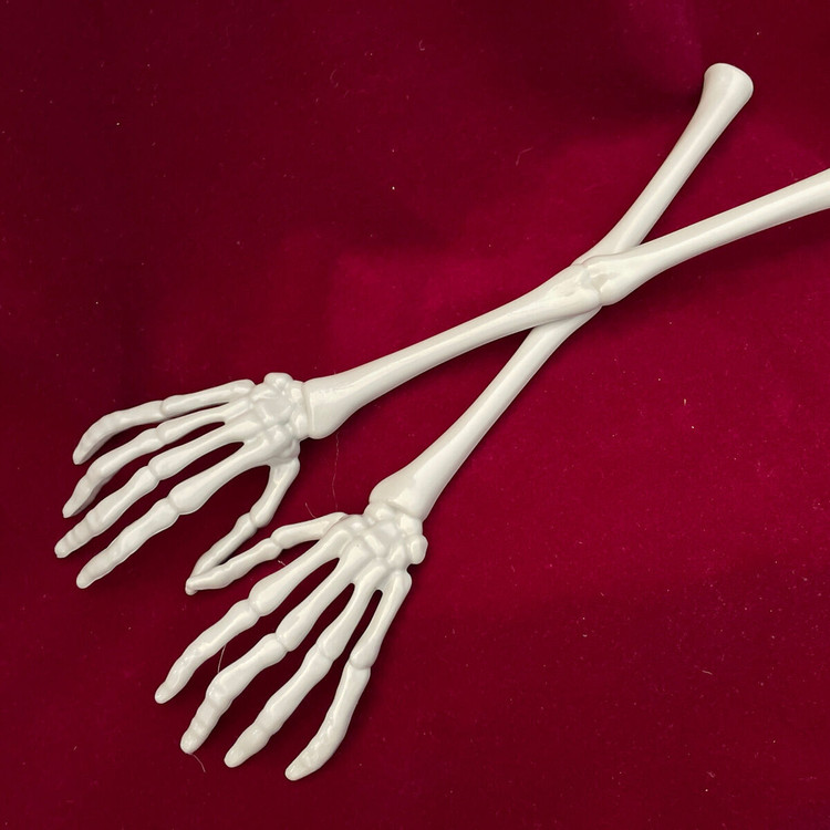 دست اسکلت شوخی