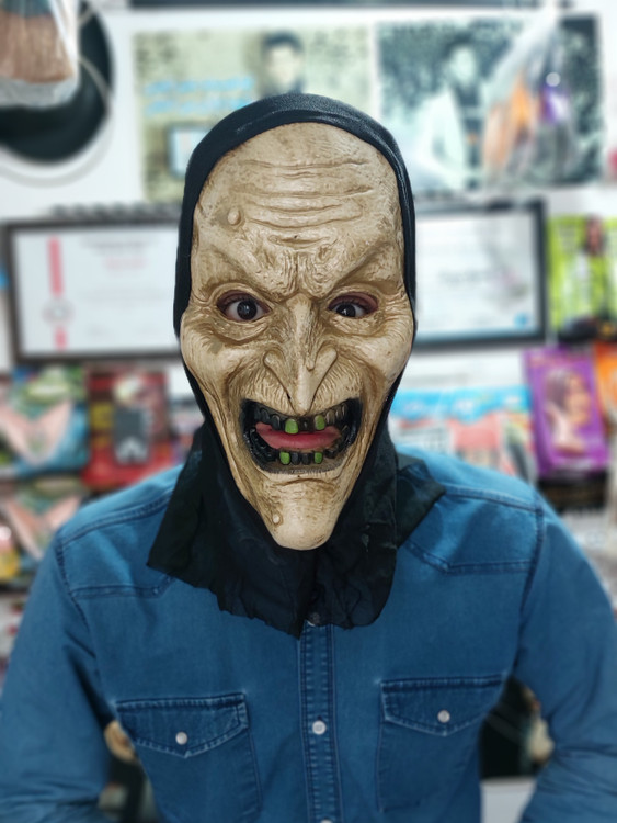 خرید ماسک جادوگر