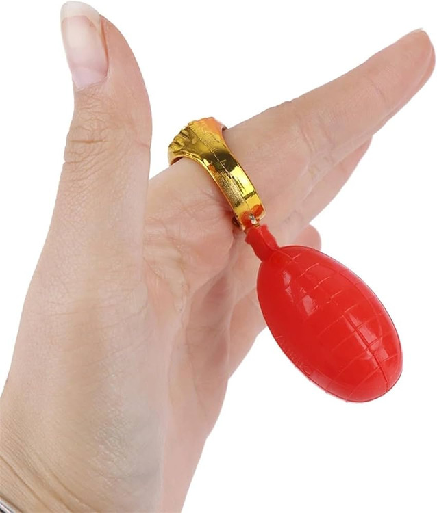 ابزار شوخی انگشتر آبپاش طلایی