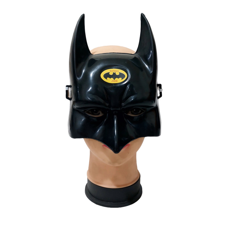 ماسک ایفای نقش مدل بتمن